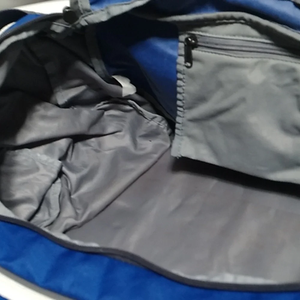 (#1) Under Armour Duffle Carry On Etc Large Bag Adjustable Strap/Handles